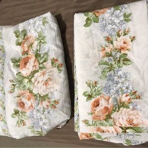 Vintage floral sheet set